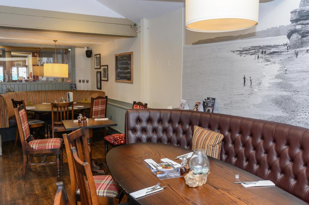 Balfour Arms 4*