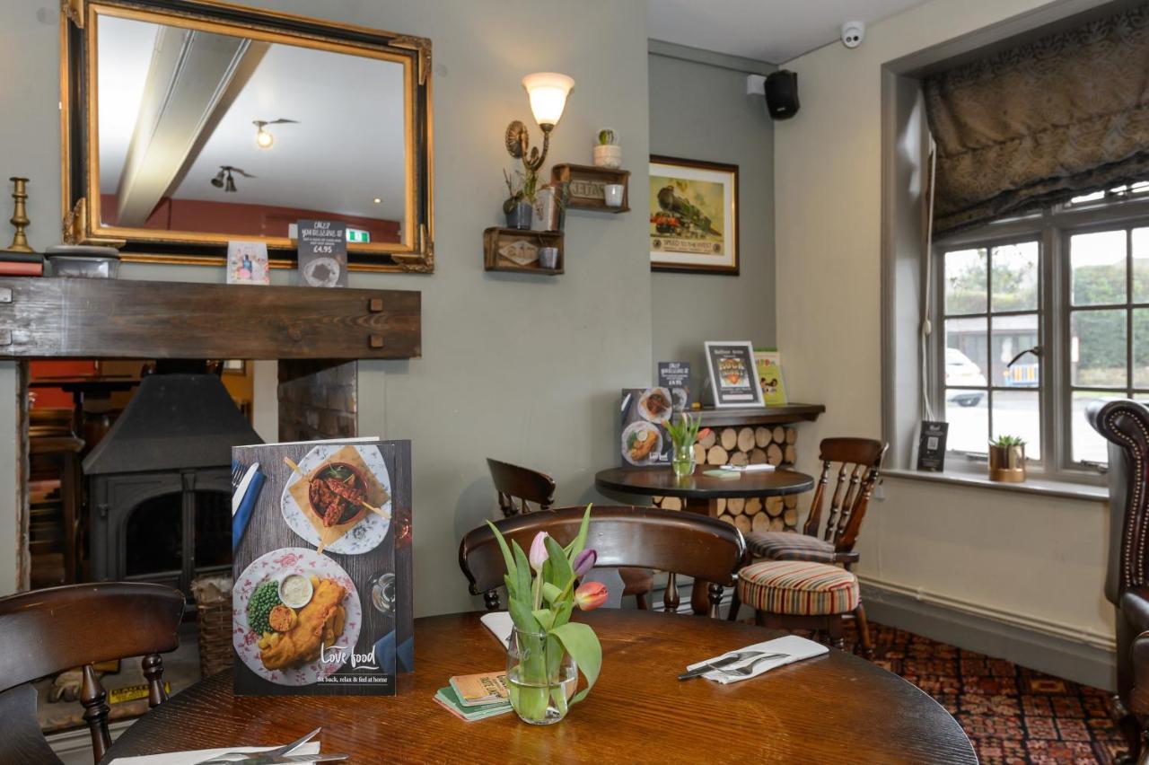 Balfour Arms 4*